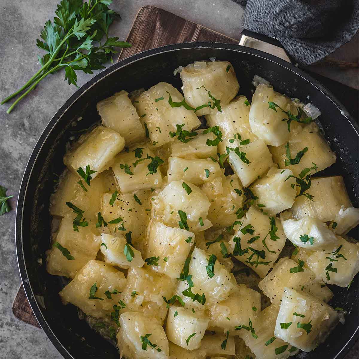 Cuban Yuca con Mojo (Yuca with Garlic Sauce) - Yummy Addiction